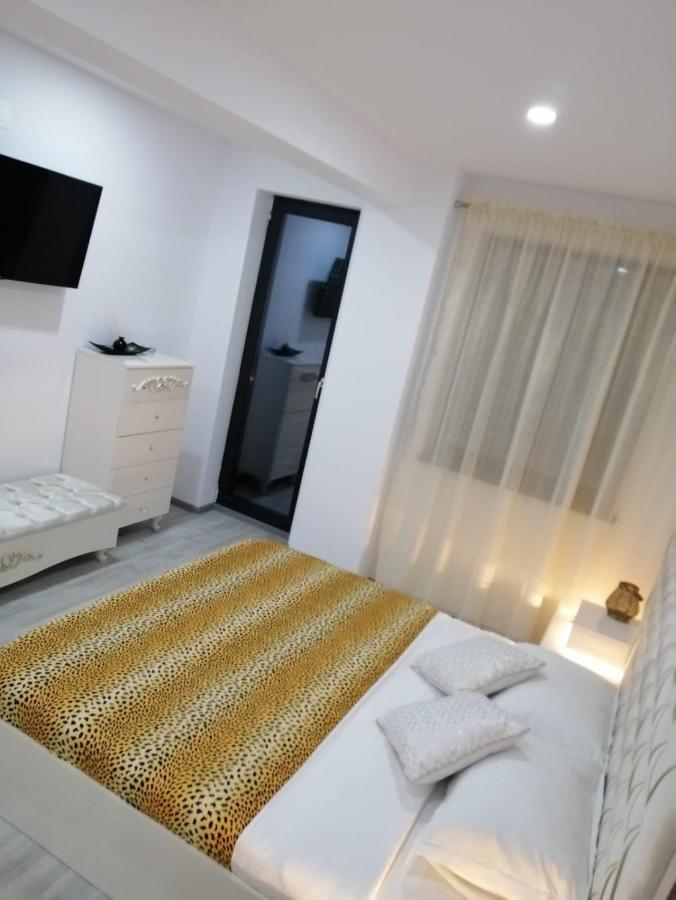 Nemo Apartment Năvodari Exterior foto